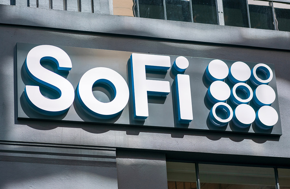 Акции SoFi Technologies взлетели на 19% и вызвали ажиотаж на Reddit