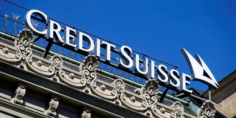 Акции банка Credit Suisse обвалились после задержки публикации отчетности
