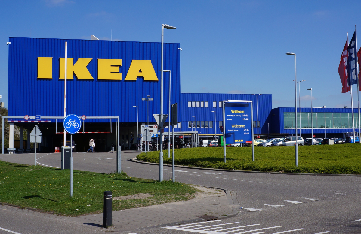 IKEA будет доставлять товары в регионы через Ozon