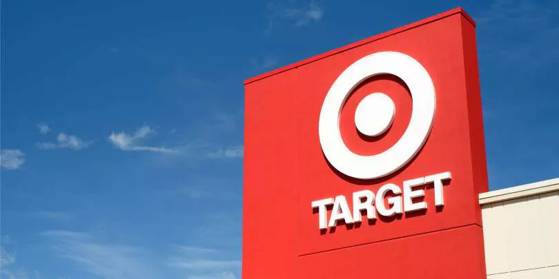 Target планирует нанять до 100 тыс. сотрудников на сезон праздников