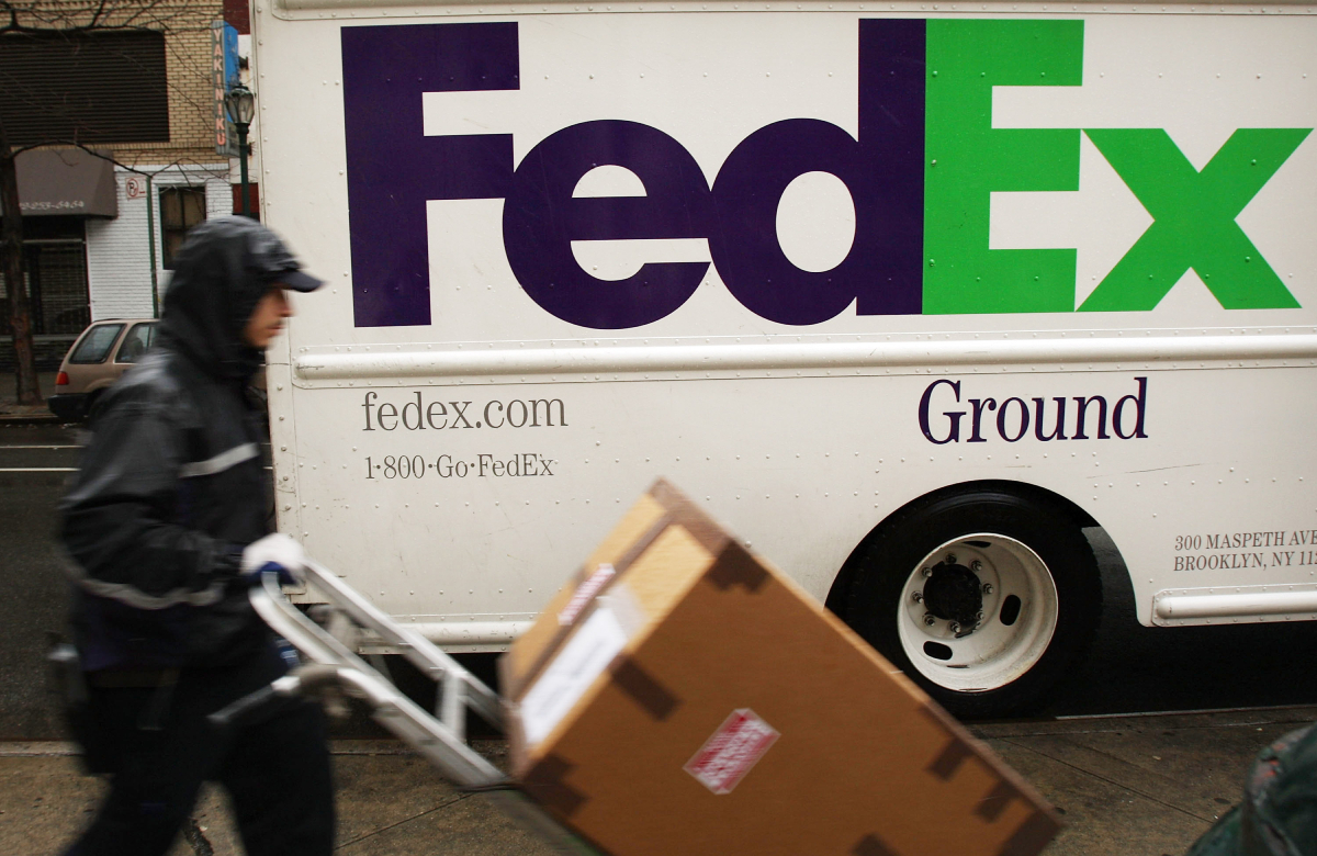 FedEx увеличила квартальные дивиденды на 15%