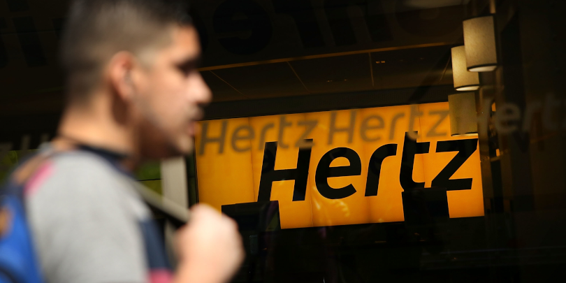Акции Hertz опустились ниже цены размещения после возвращения на биржу