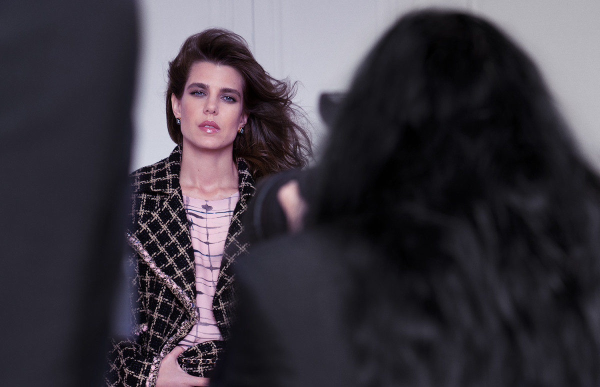 Шарлотта Казираги на съемках рекламной кампании Chanel