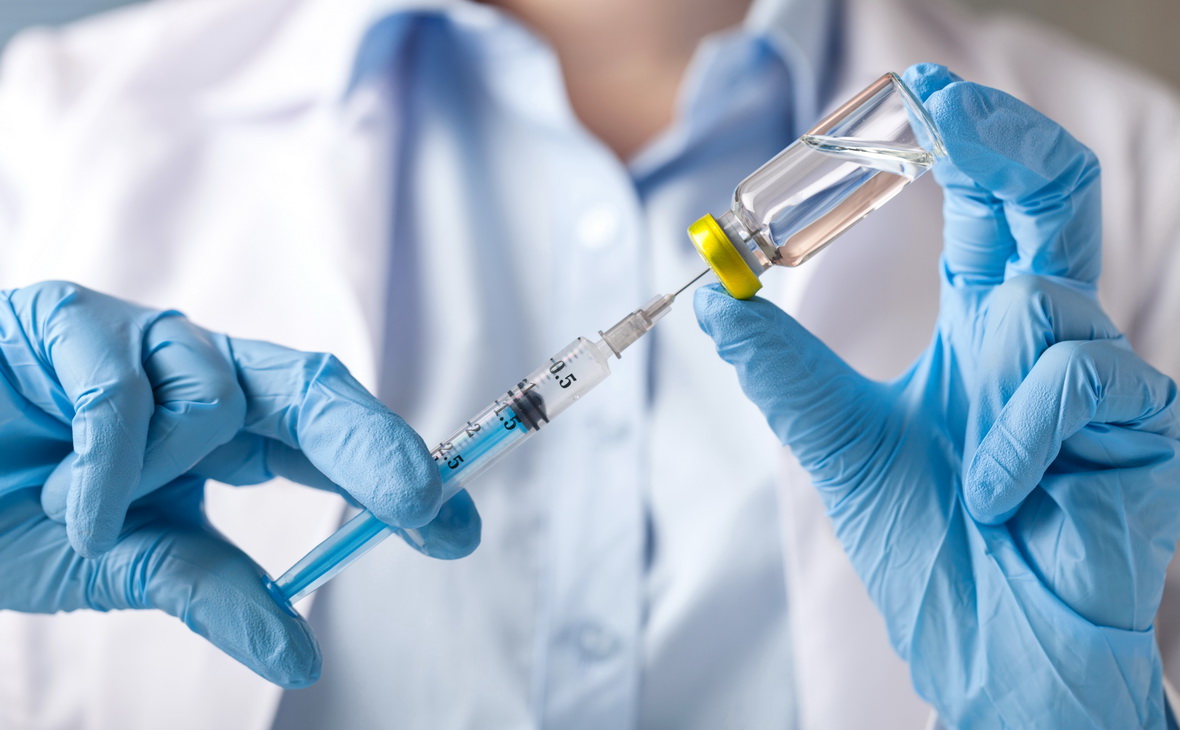 Американский биотех Novavax начал третий этап тестов вакцины от COVID