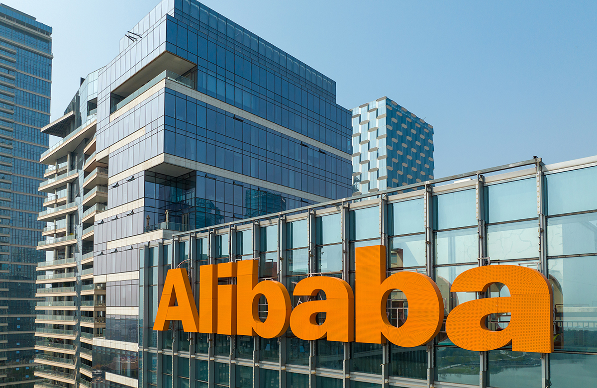 Акции Alibaba упали на слухах об отказе Джека Ма контролировать Ant Group