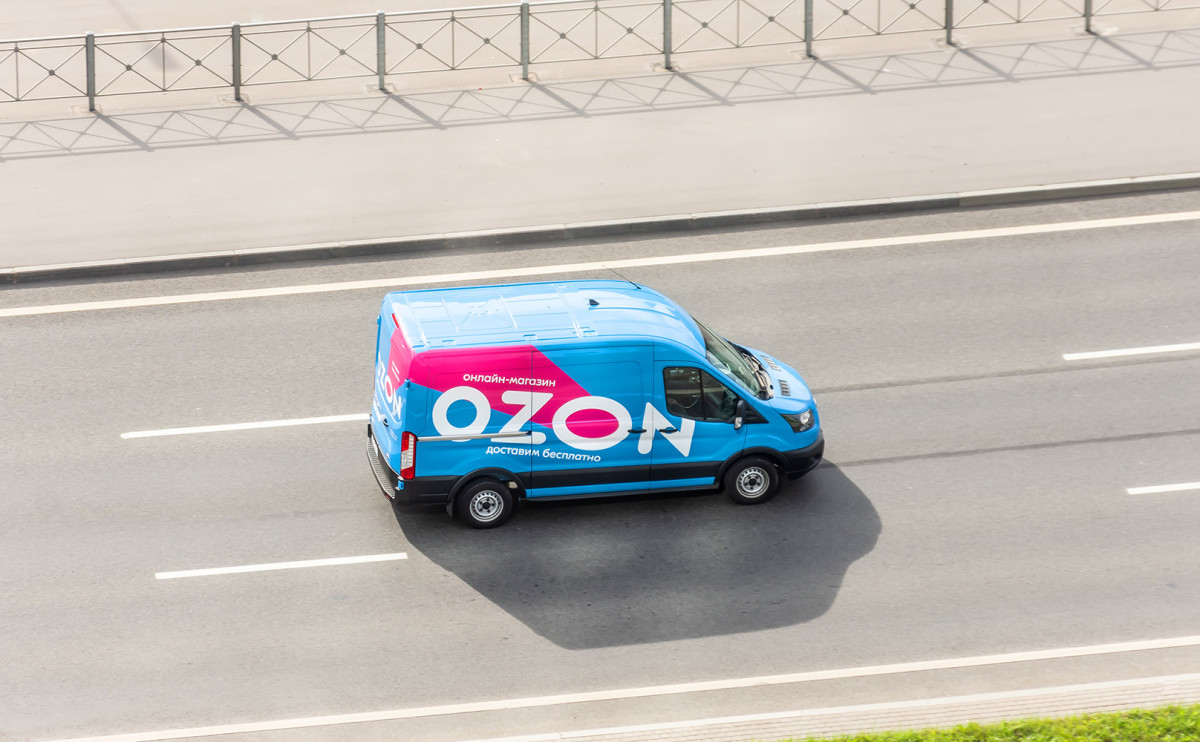 Ozon Express запустил сервис доставки собственной готовой еды в Москве