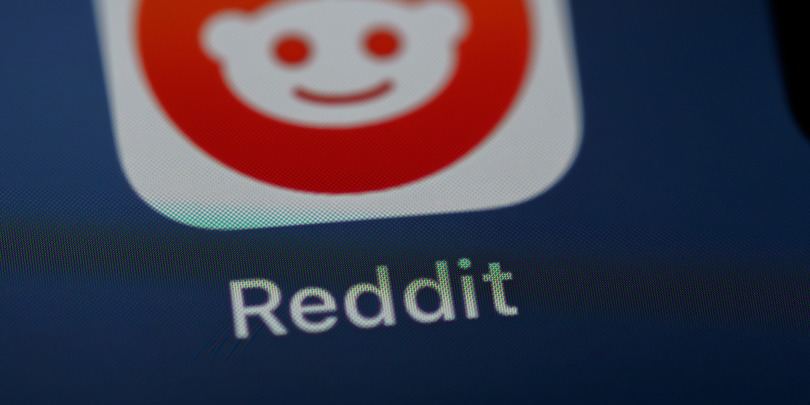 Известная разгонами акций соцсеть Reddit подала документы на IPO