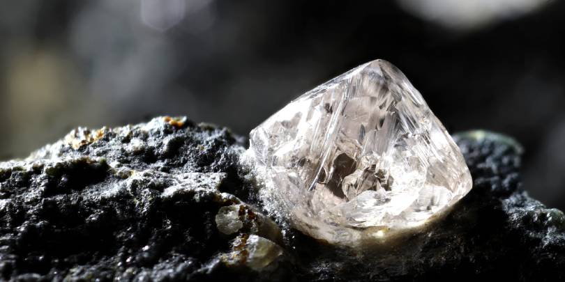 Добытчик алмазов из Зимбабве может заменить АЛРОСА на мировом рынке