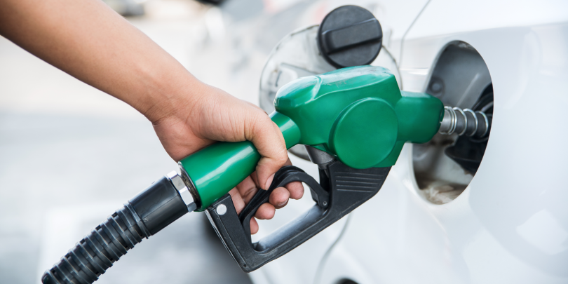 Правительство одобрило проект по корректировке демпфера цен на бензин