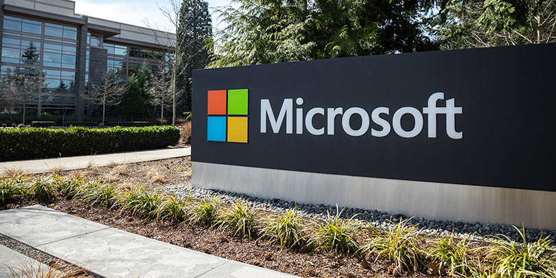 Microsoft предустановит в Windows 11 конкурента Slack