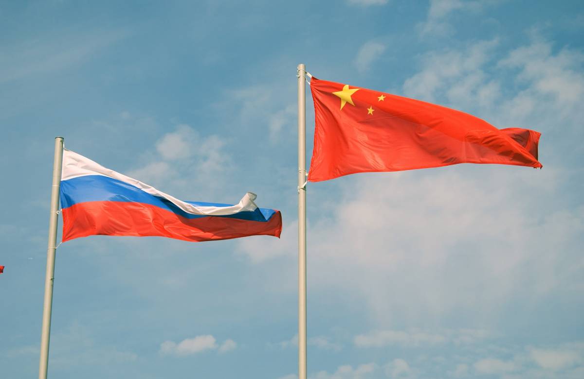Китай не будет присоединяться к санкциям против России