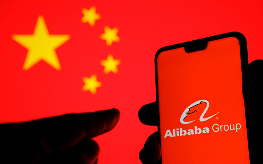 Бумаги Alibaba обвалились на 8% на фоне расследования о краже данных