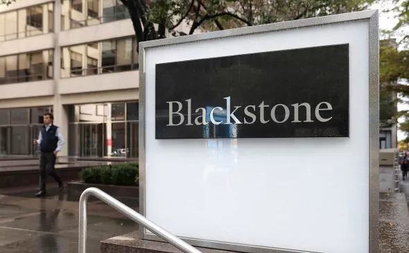 Blackstone продаст долю в Embassy на сумму до $400  млн