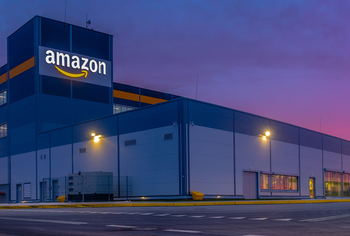Amazon планирует избавиться от части складских помещений