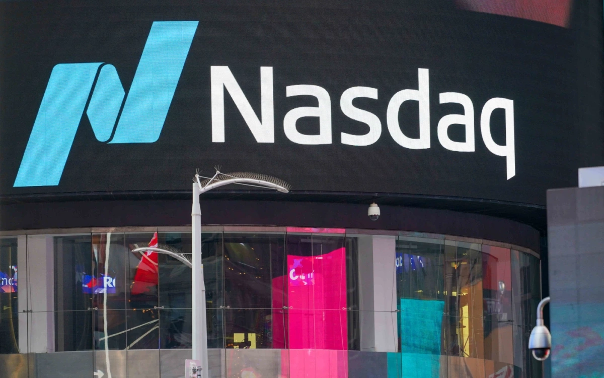 Акции бигтехов упали после сообщения о ребалансировке NASDAQ 100
