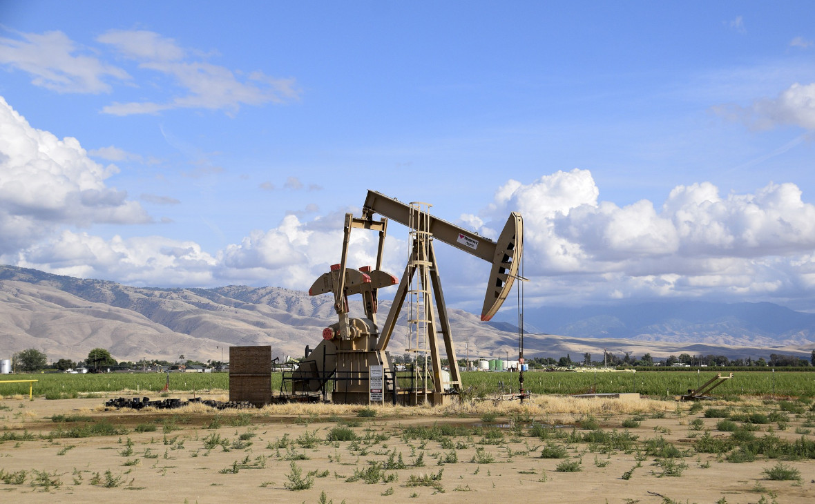 Цена нефти Brent опустилась ниже $39,5 за баррель
