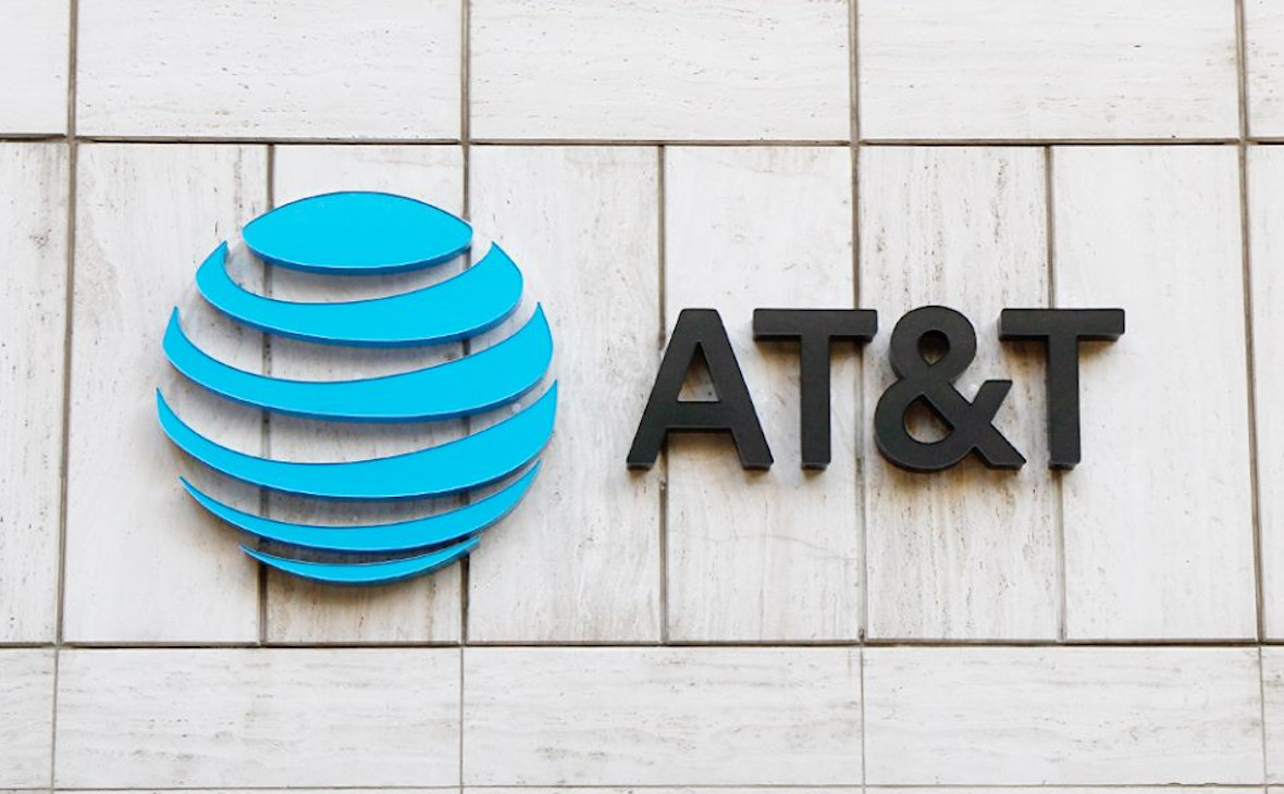 Акции AT&T показали рекордный рост за 10 лет. Что случилось?
