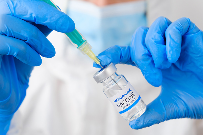 Акции Novavax выросли на 8% после одобрения ВОЗ вакцины Covovax