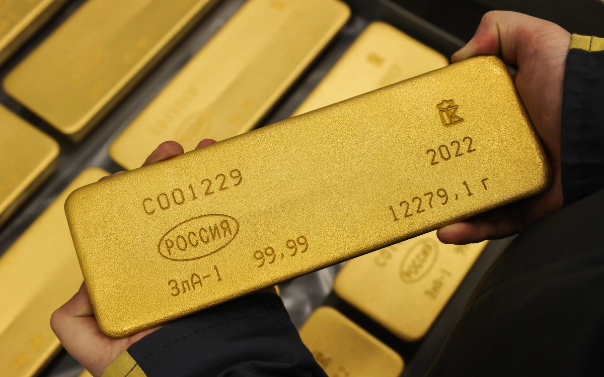 Цены на золото упали до минимума с марта 2023 года