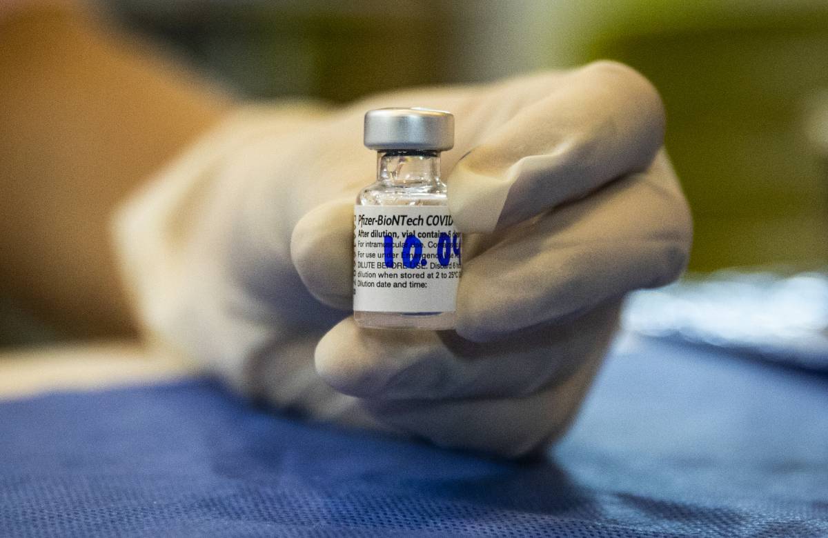 Pfizer вскоре предоставит FDA данные об испытаниях вакцины на детях