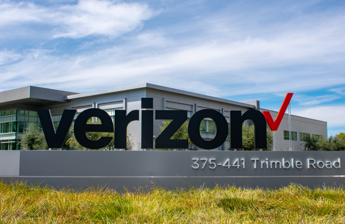 Оператор связи Verizon нарастил во втором квартале чистую прибыль на 23%