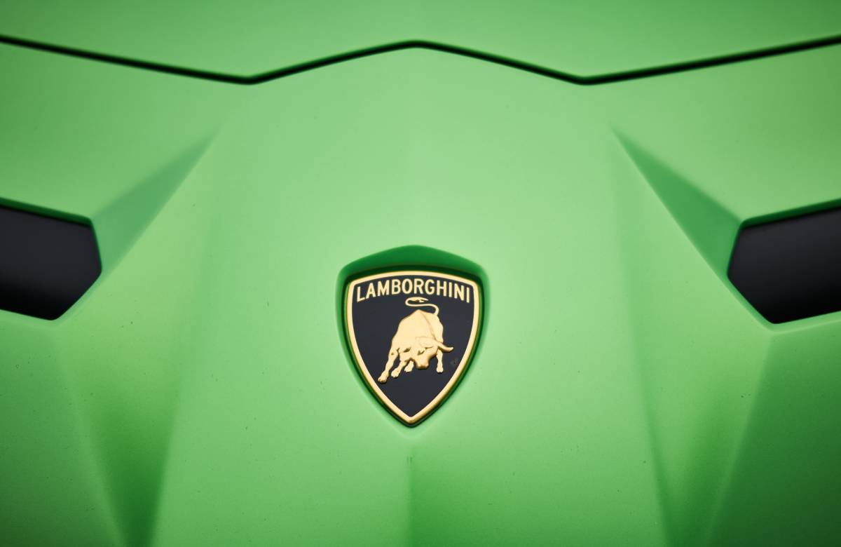 Lamborghini отчиталась о рекордных поставках по итогам девяти месяцев