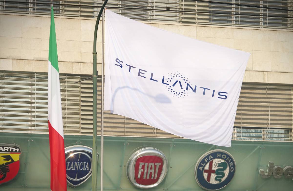 Stellantis снова остановит свой завод в Италии из-за нехватки микросхем