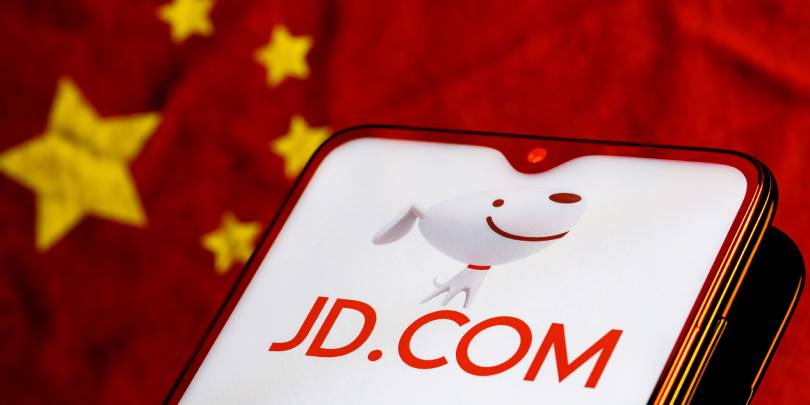 JD.com выпустит акции для Tencent на сумму $220 млн