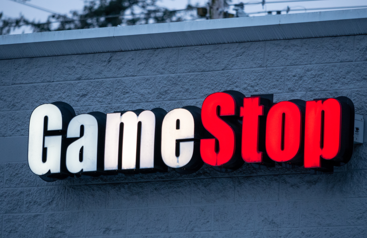 Глава GameStop отказался от самолета ради найма топ-менеджера Amazon