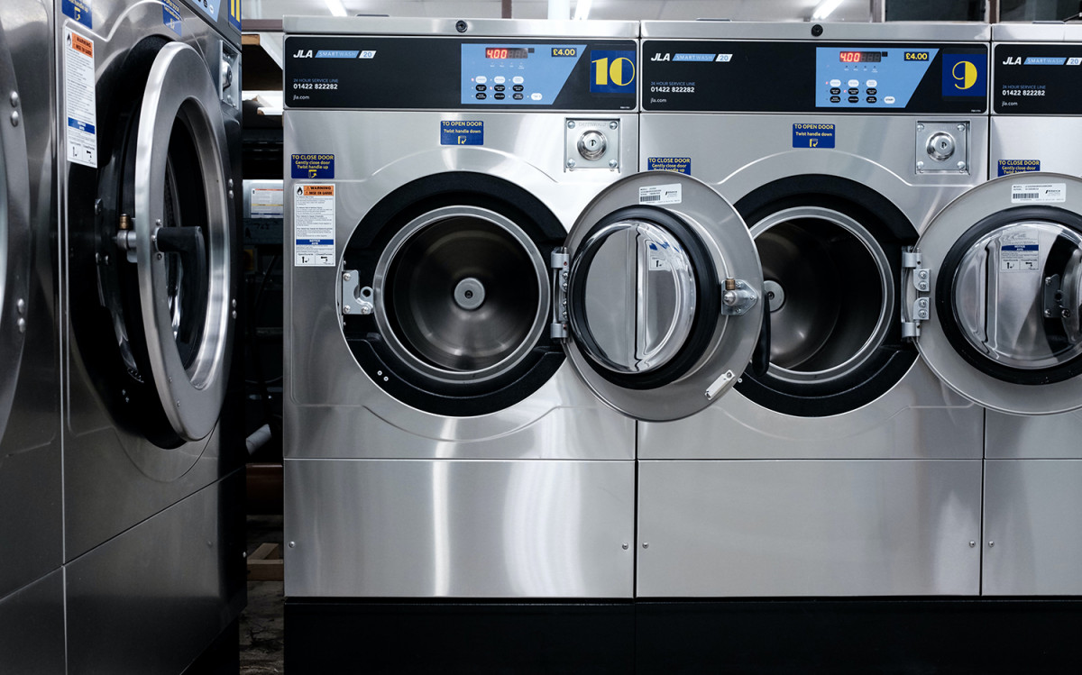 5 способов избавиться от запаха в стиральной машине :: Ваш дом :: РБК  Недвижимость