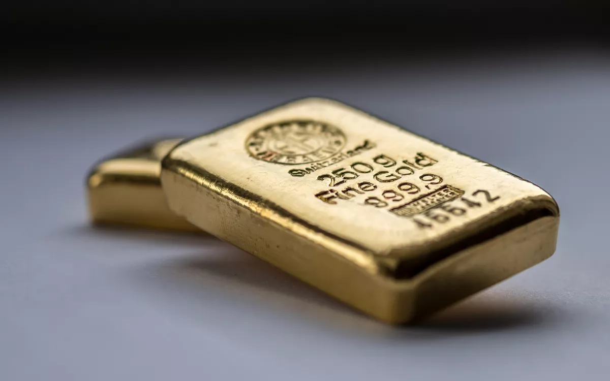 Центробанки стран мира скупили рекордный за 55 лет объем золота