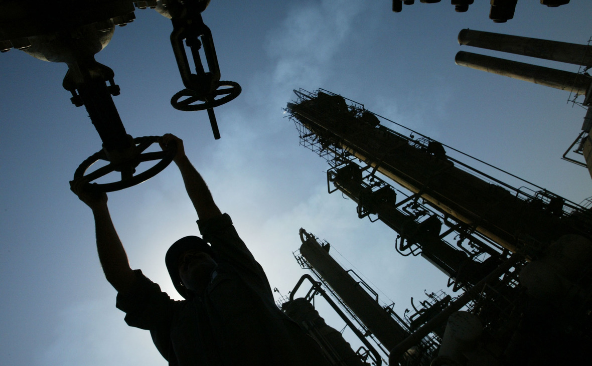 ЦБ предложил страховку от отрицательных цен на нефть
