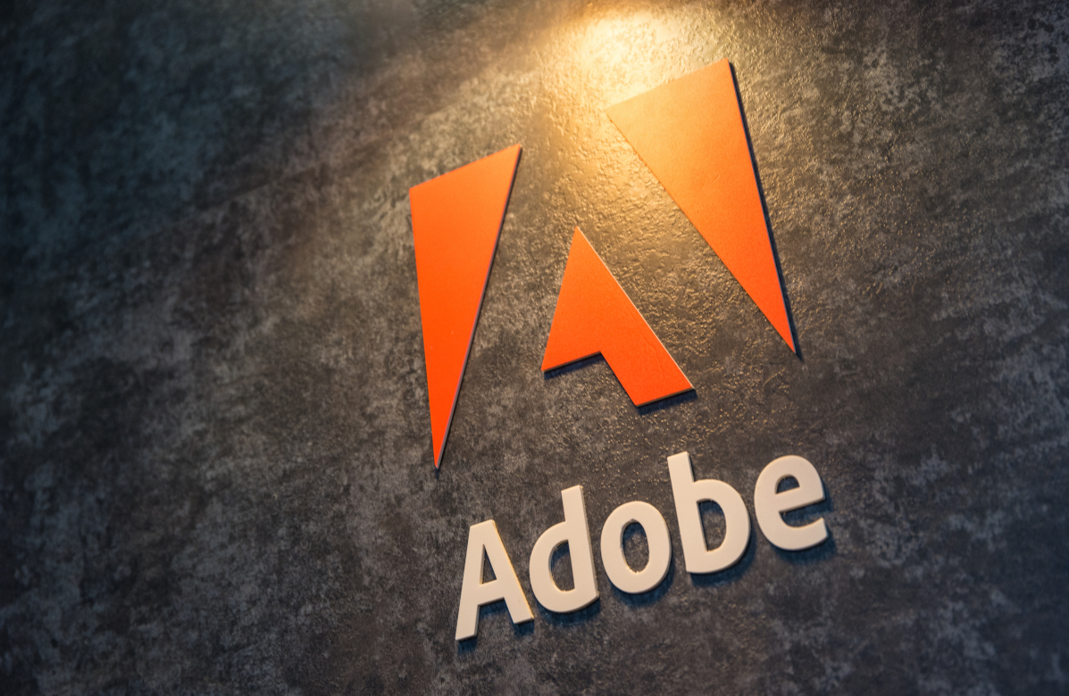 Акции Adobe снижаются на предторгах после выхода отчетности