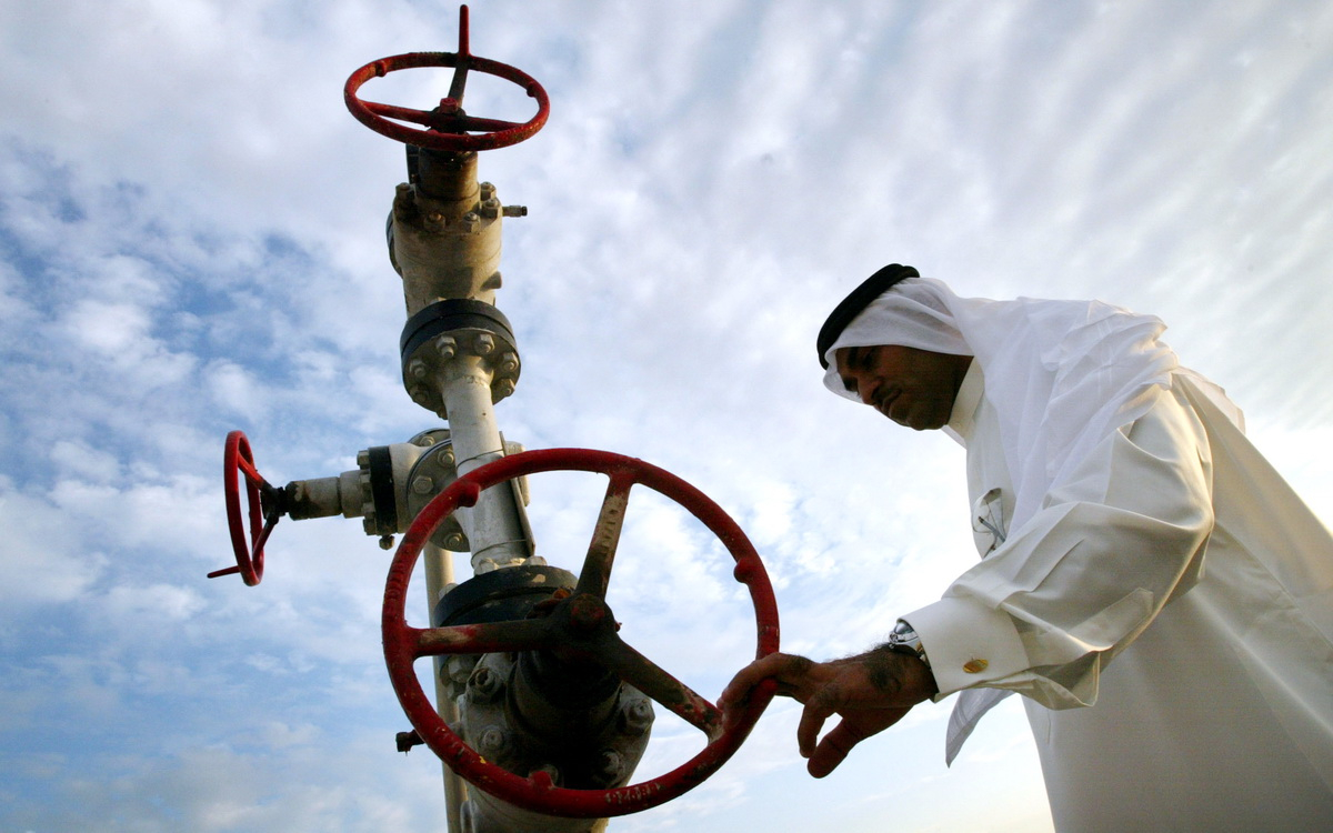 «Развала сделки не будет». Как разногласия внутри ОПЕК+ повлияют на нефть