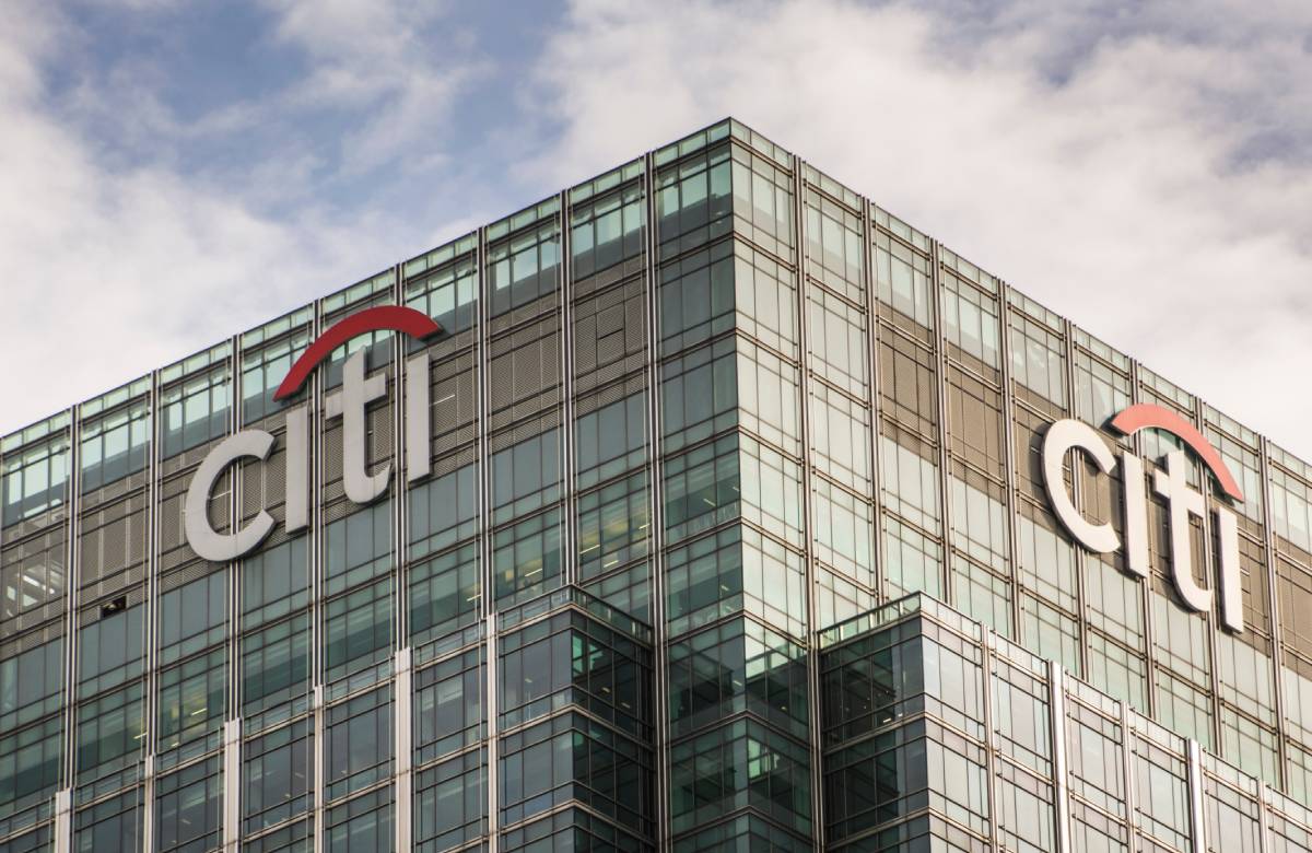 Акции Citi выросли на 7% после покупки доли холдингом Уоррена Баффета