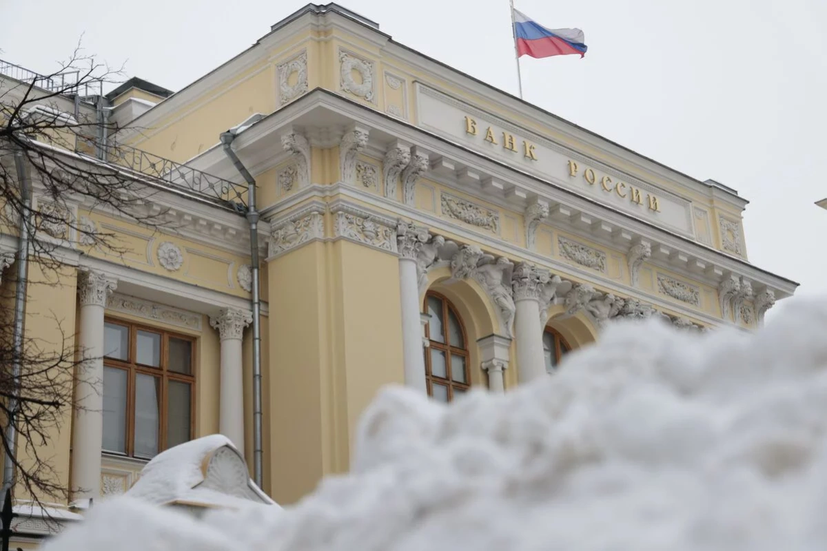 Средняя ставка по вкладам в топ-10 банков выросла в первой декаде января