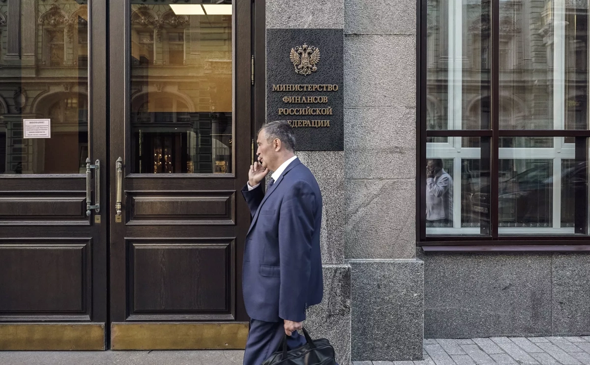 Россиянам разрешили зачислять дивиденды на счета в иностранных банках