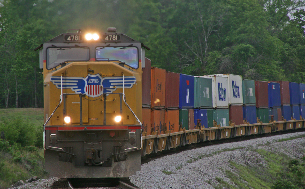 В США упали перевозки по железной дороге. Почему это важно для инвестора