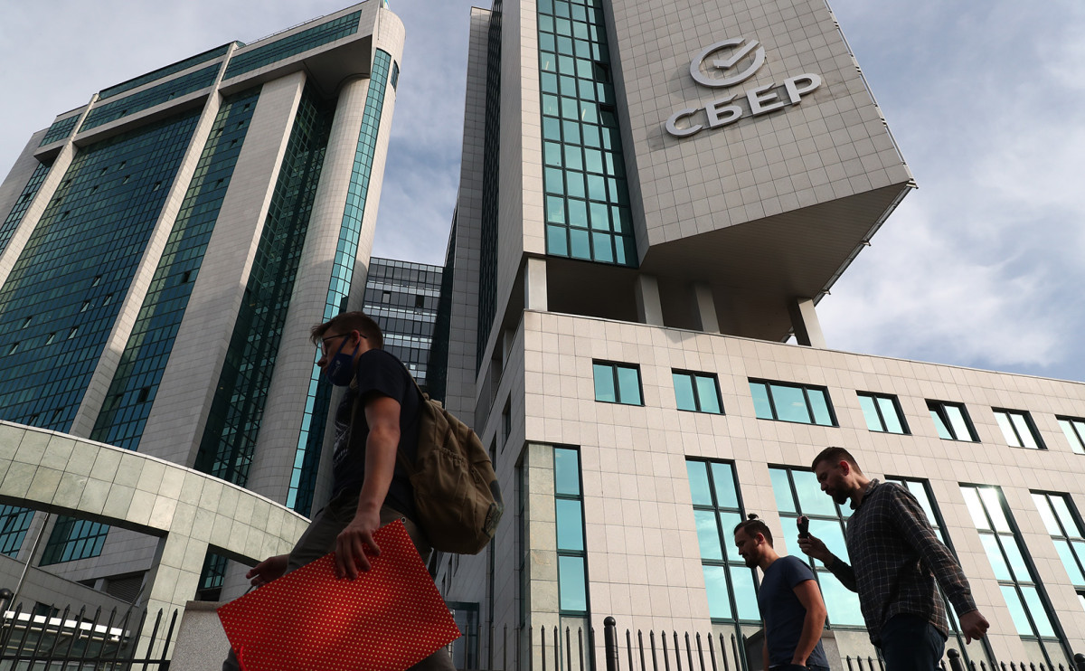 Сбербанк предложил субсидировать ставки по кредитам застройщикам до 12%