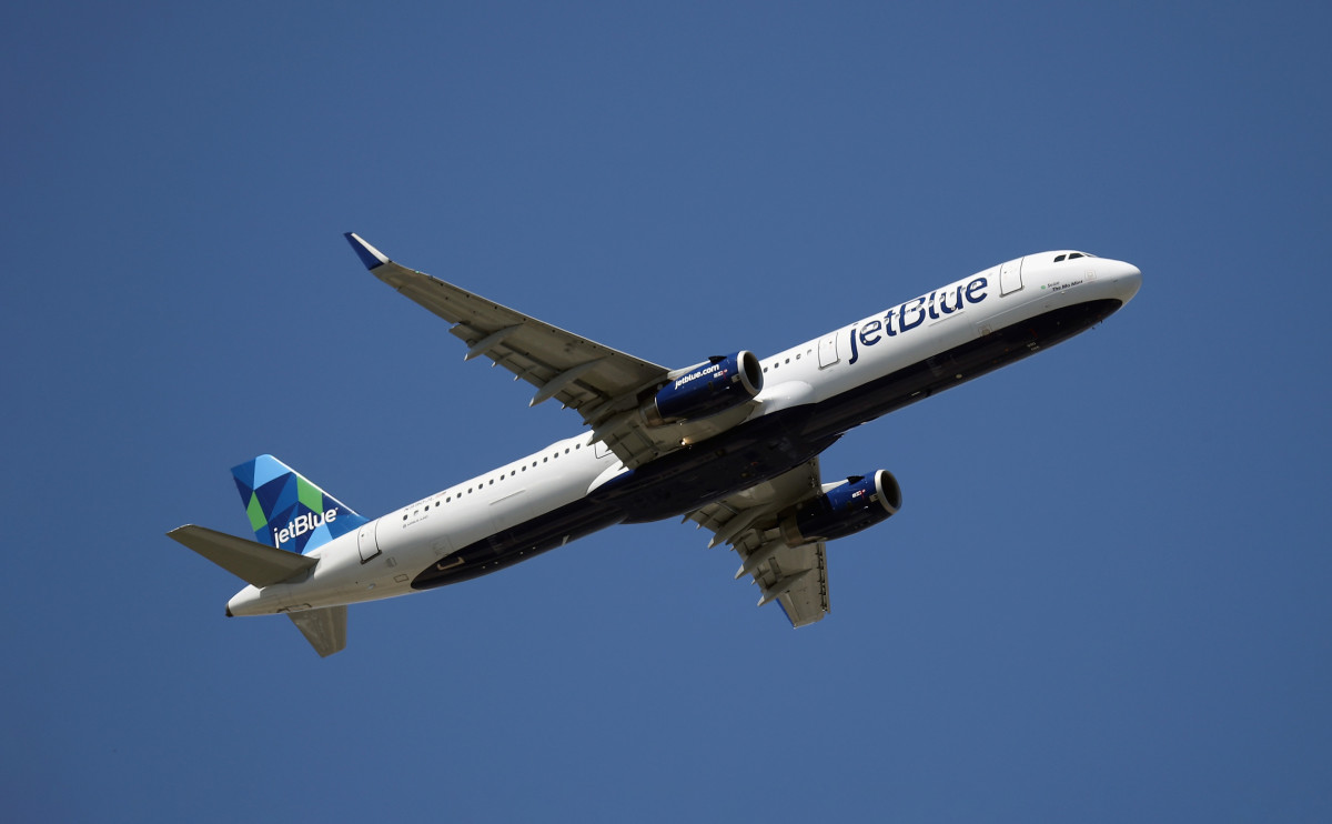 JetBlue планирует «недружественное поглощение» Spirit Airlines