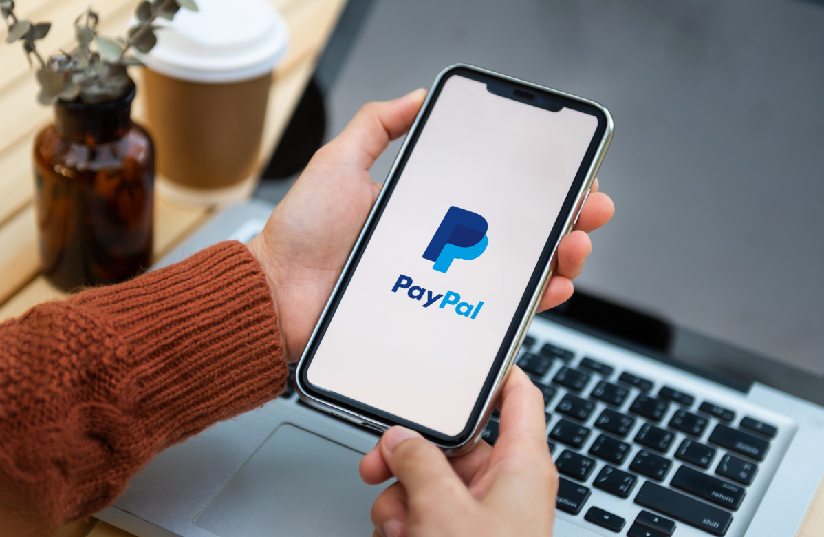 Чистая прибыль PayPal сократилась вдвое по итогам первого квартала