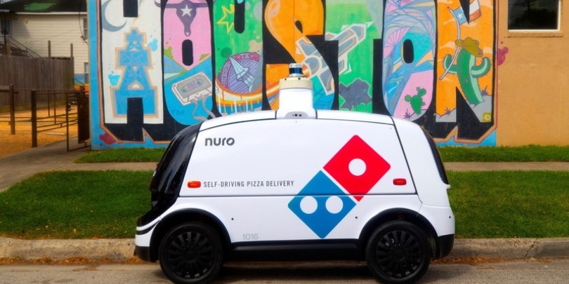 Domino's Pizza начнет доставлять пиццу с помощью роботов