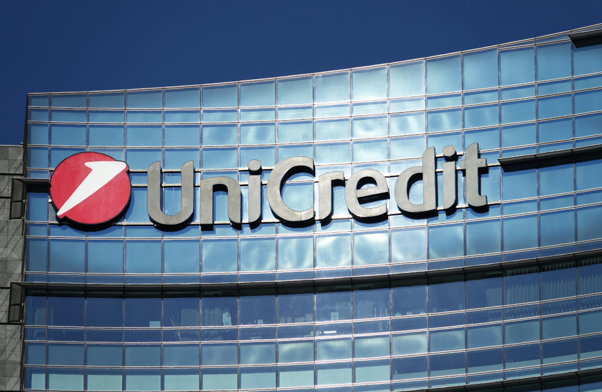 UniCredit ведет переговоры о продаже российского подразделения