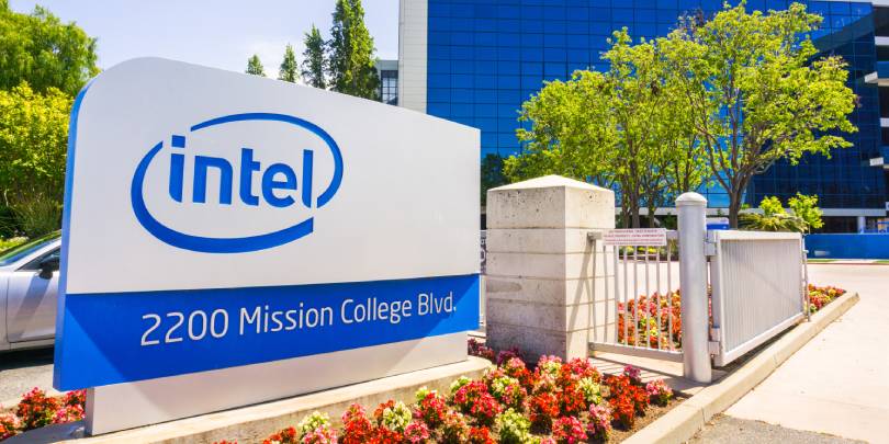 Акционеры Intel проголосовали против компенсаций топ-менеджерам