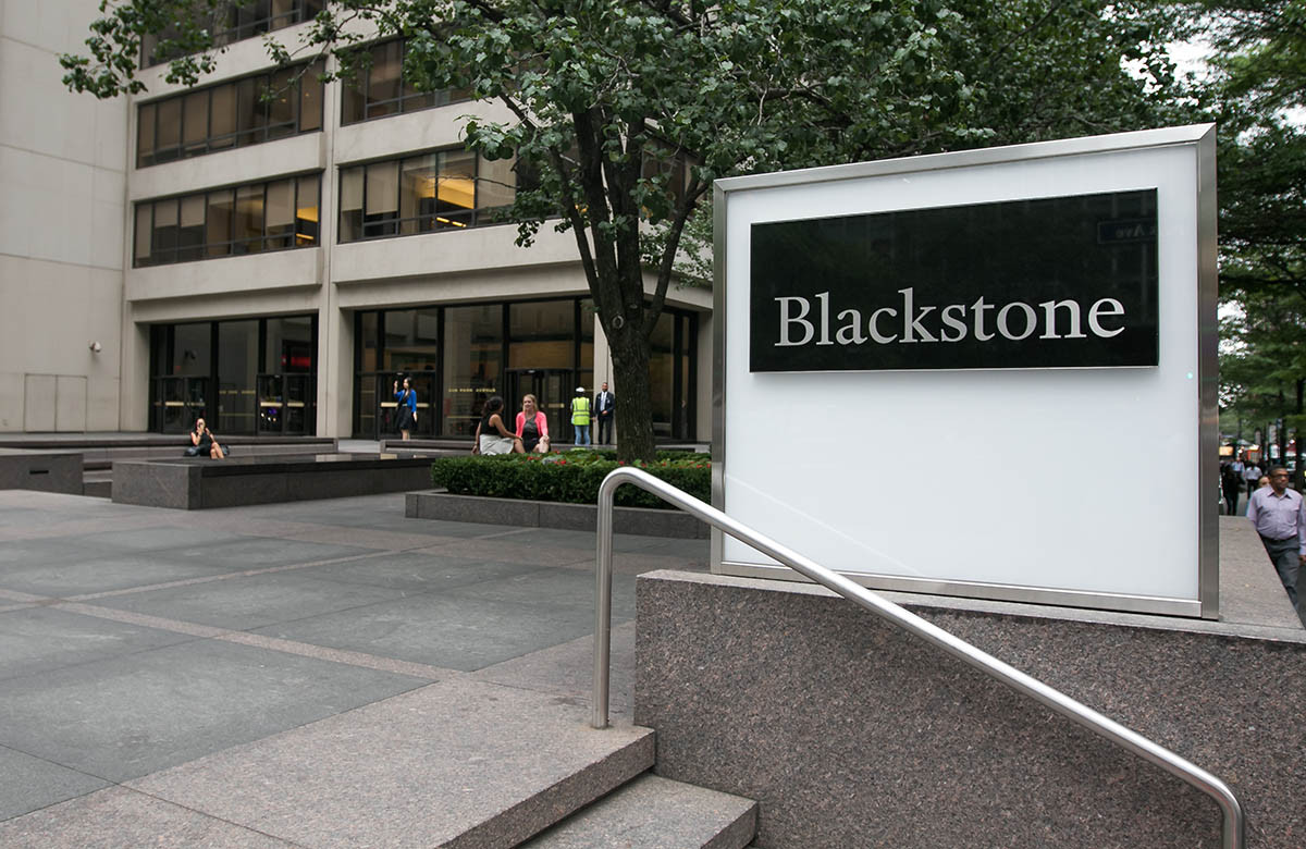 Blackstone купит поставщика cофта Irth Solutions