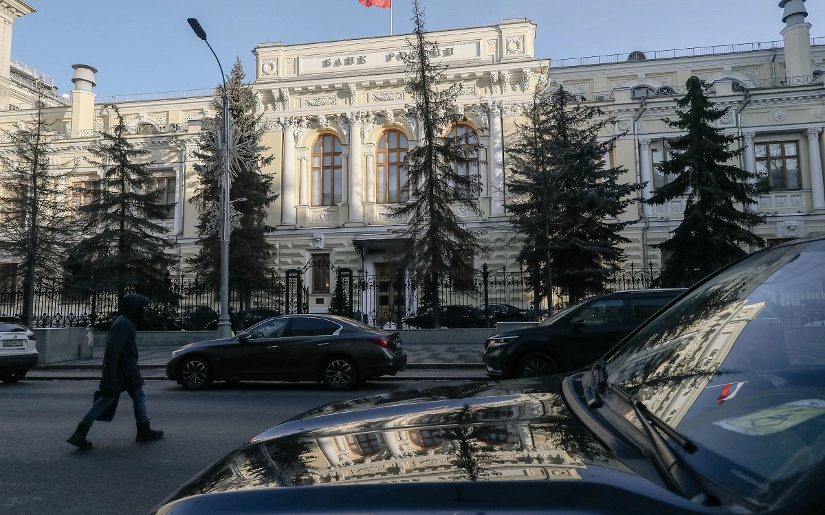Россияне вывели из иностранных депозитариев активы на ₽1,36 трлн