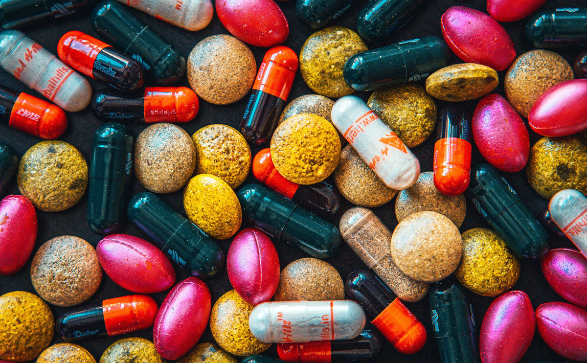 Дешевые аналоги таблеток Merck&Co от COVID будут производить 27 компаний