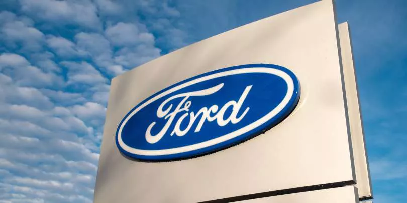Акции Ford рухнули на 12% после предупреждений о снижении прибыли