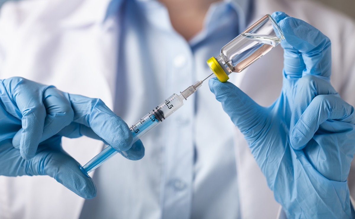 Акции ИСКЧ выросли на 2% на фоне начала испытаний ее вакцины от COVID-19