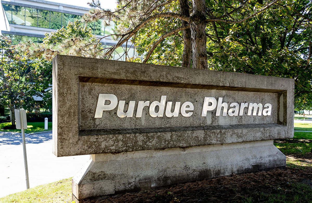 Владельцы Purdue Pharma хотят урегулировать опиоидный спор за $6 млрд